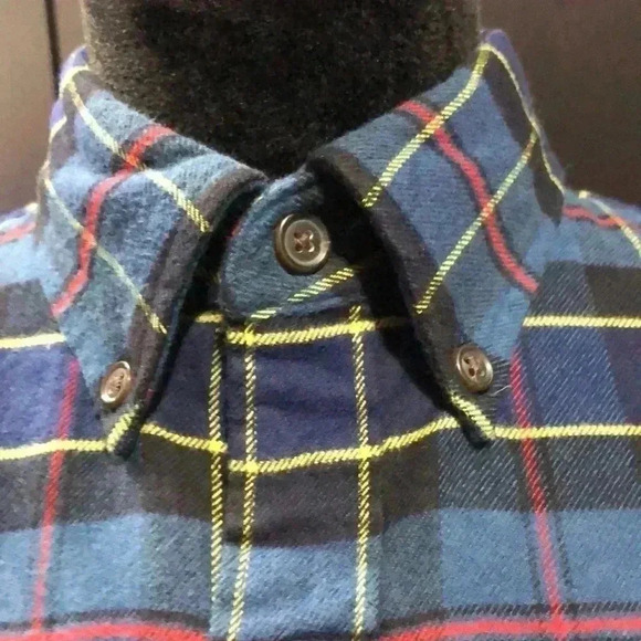 Lands’ End Traditional Fit Flannel plaid,chest pocket,button down,cotton - Picture 2 of 9
